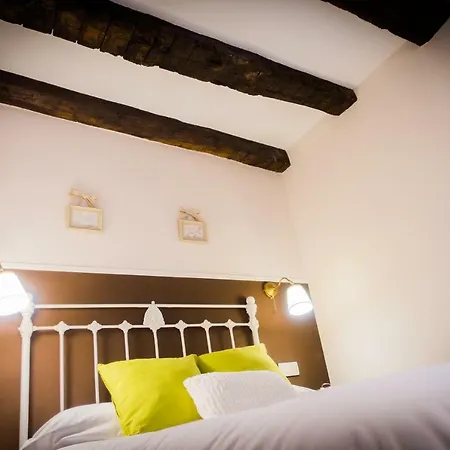 La Casa Del Medio *