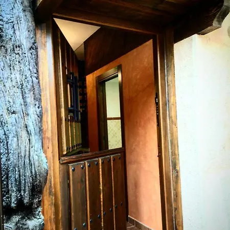 La Casa Del Medio Curiel de Duero